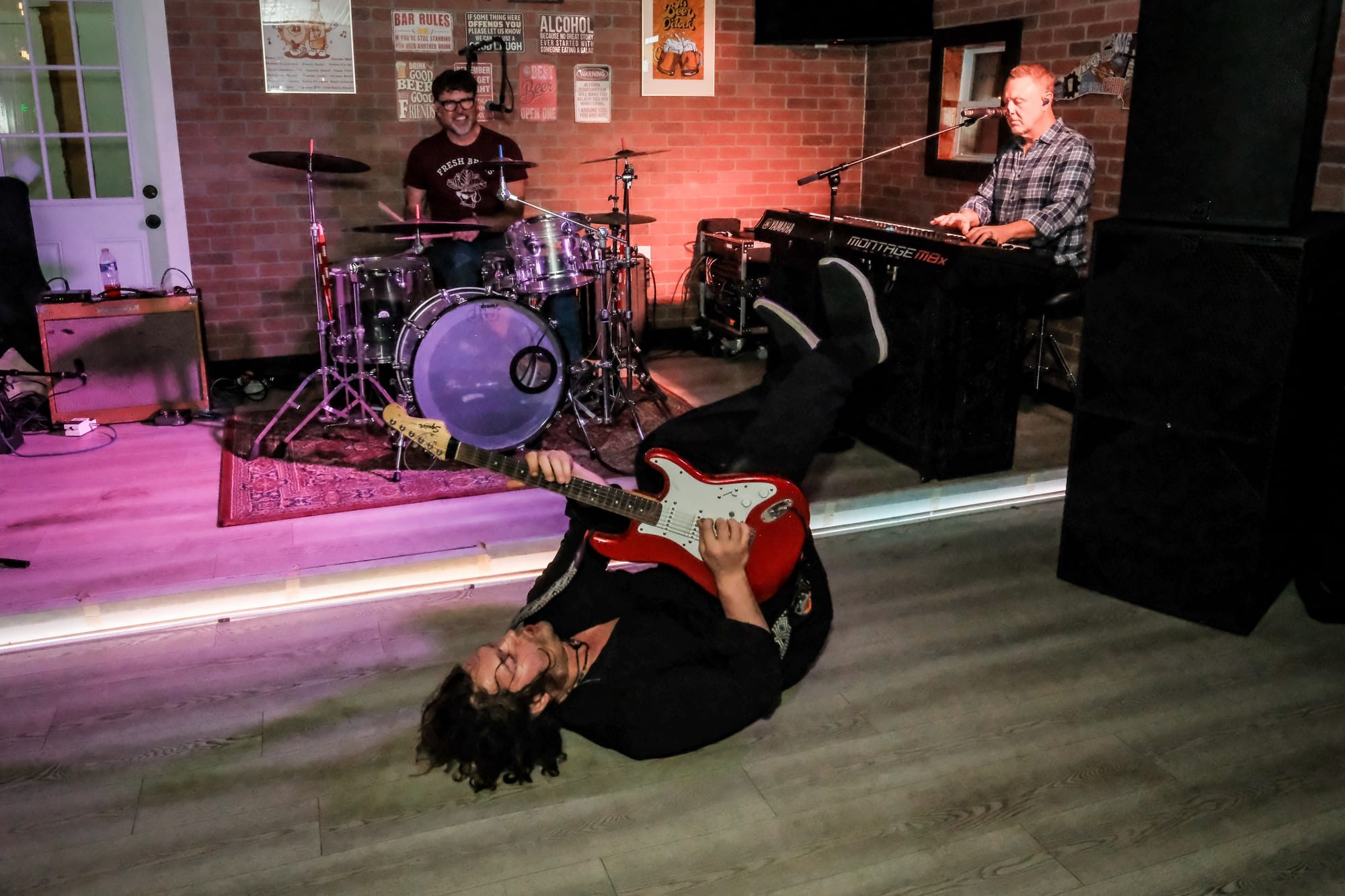 Magic Pipers — Backyard Bar — photograph 4
