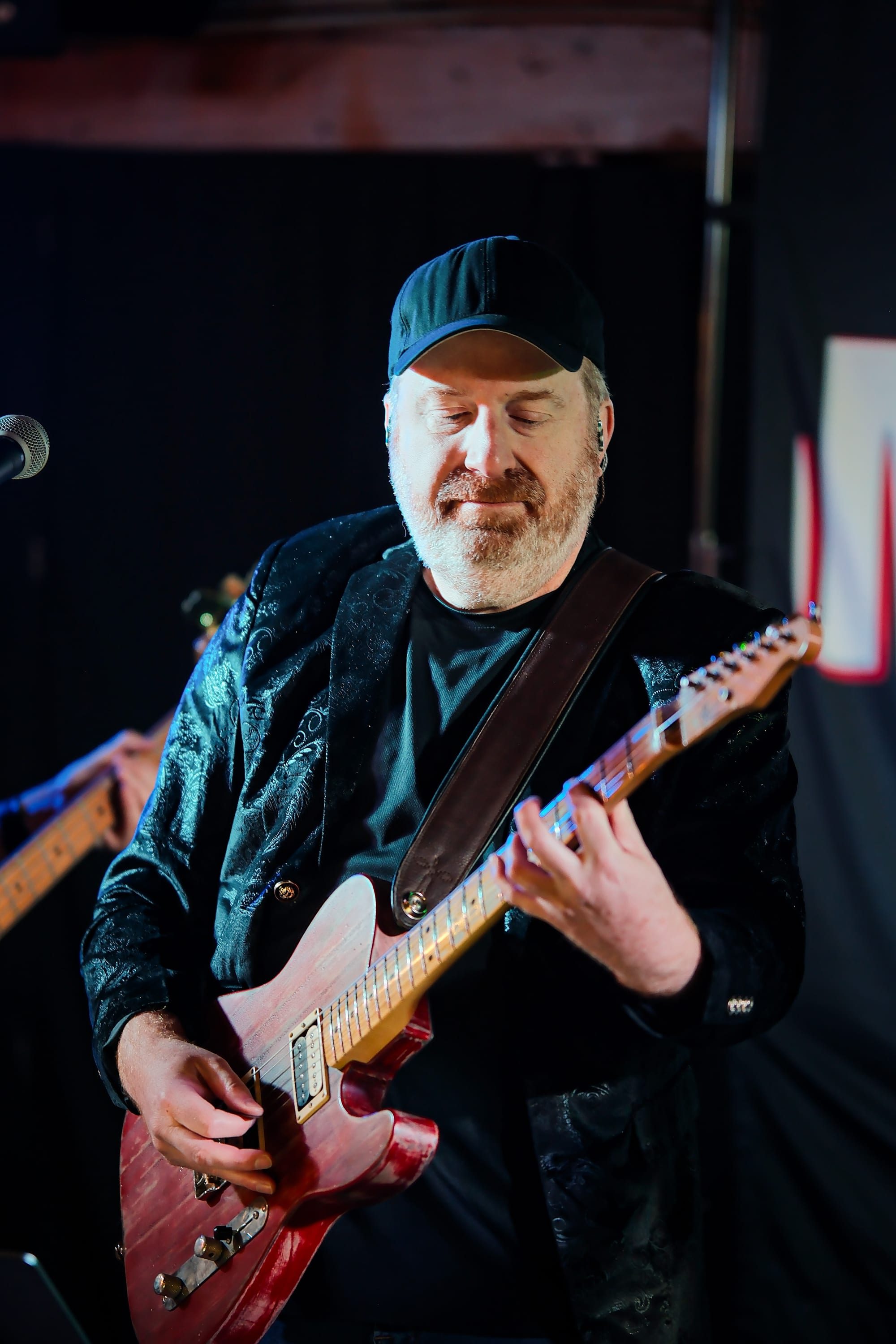Tone Merchants — Backyard Bar — photograph 4