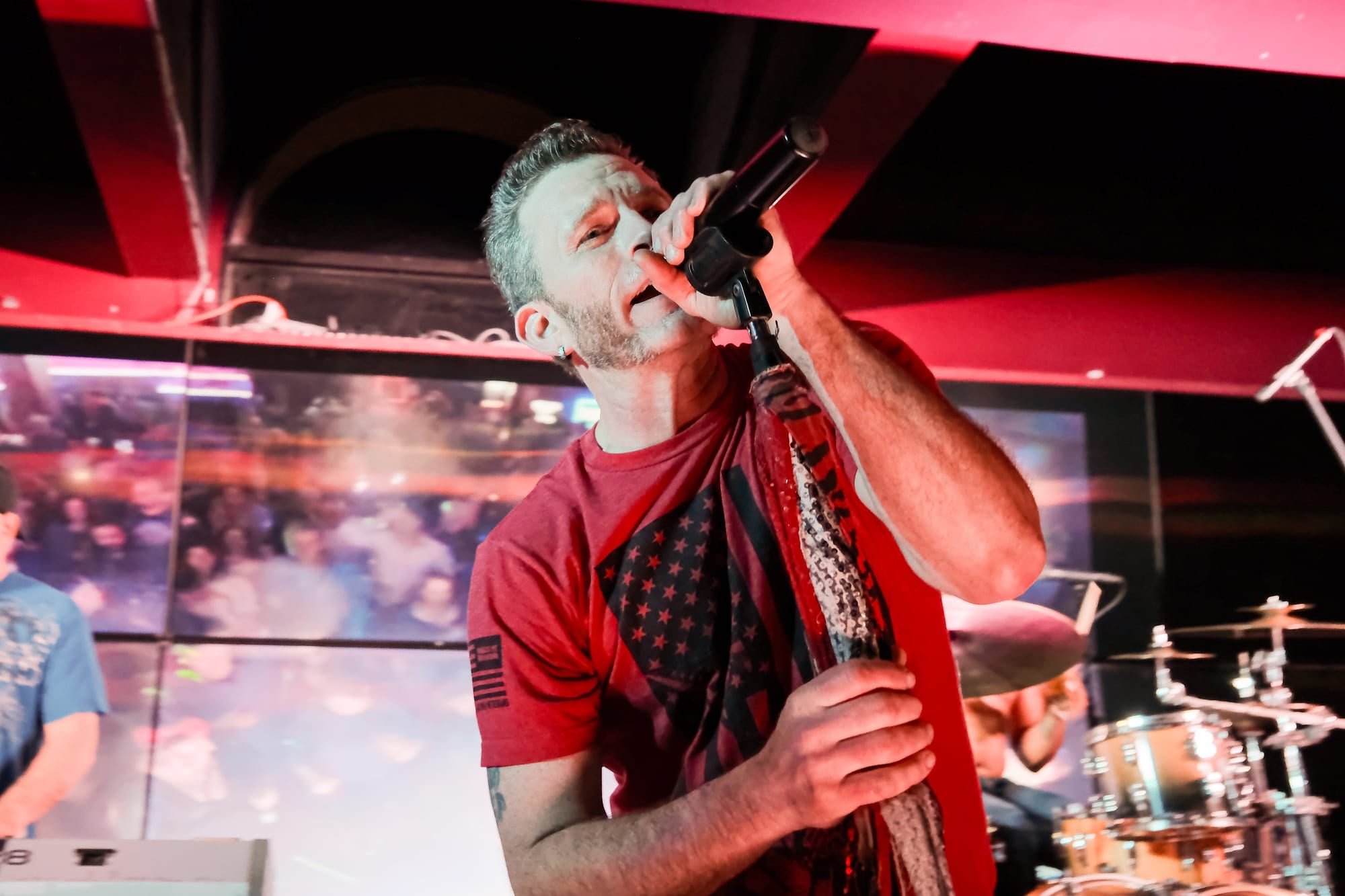 Love Tribe — Hangout Bar — photograph 15