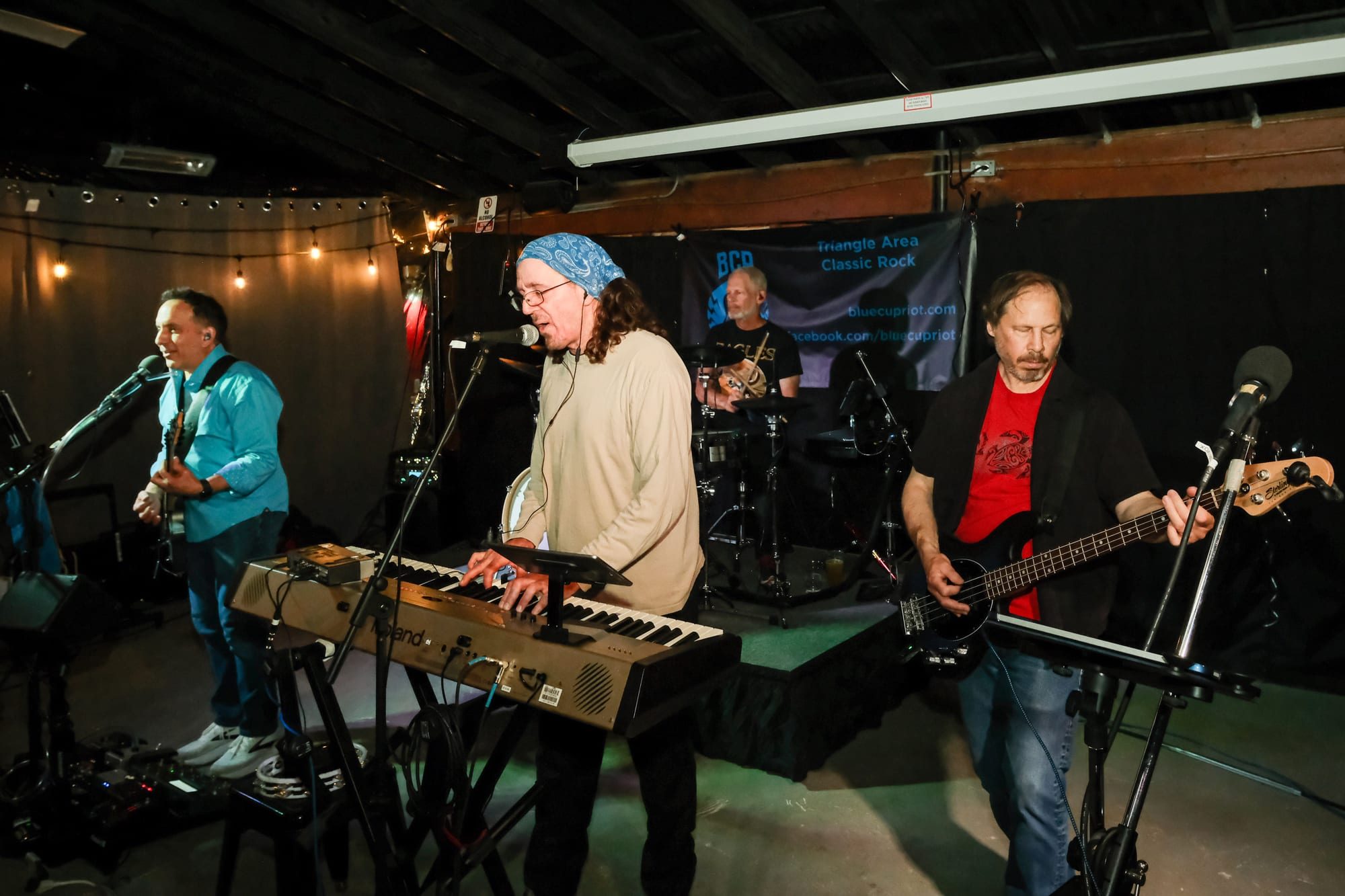 Blue Cup Riot — Backyard Bar — photograph 1