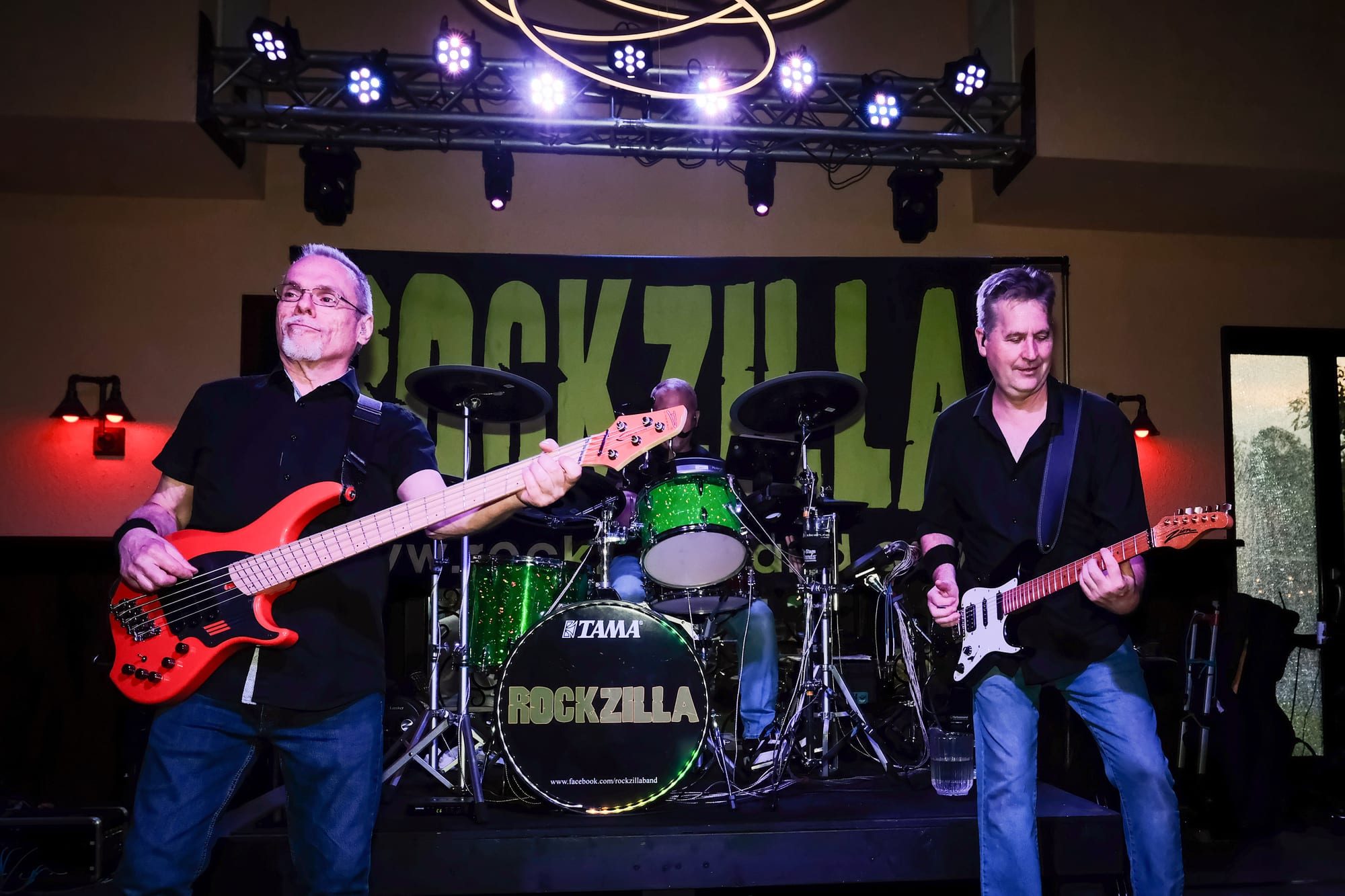 Rockzilla — ZincHouse — photograph 8