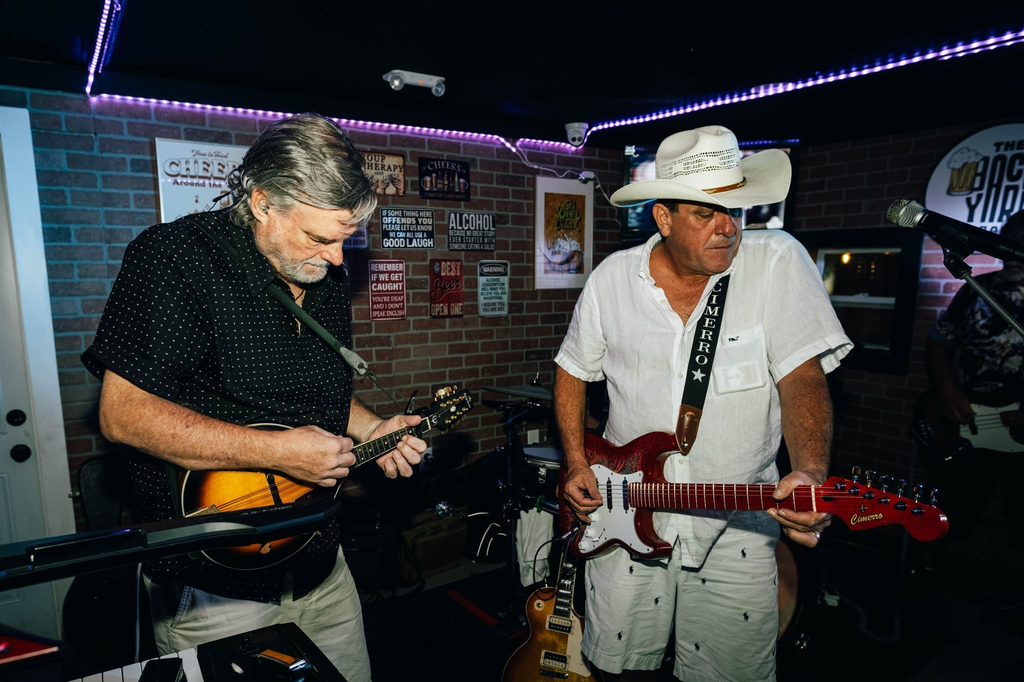 For the People — Backyard Bar — photograph 14