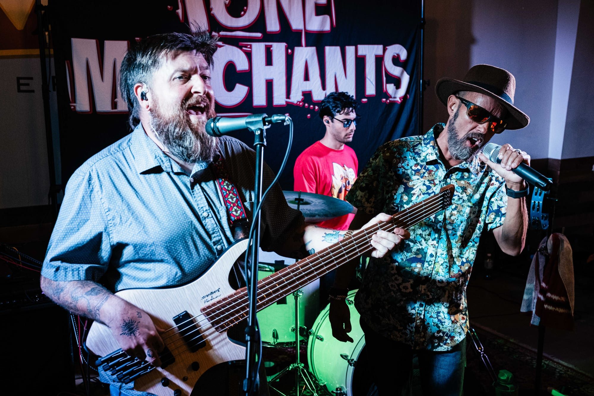 Tone Merchants — Bombshell — photograph 2