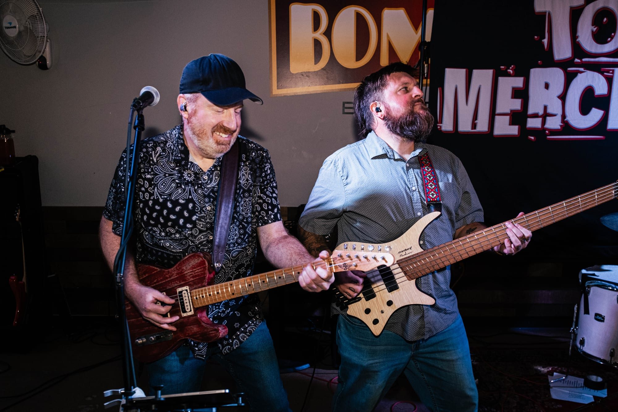 Tone Merchants — Bombshell — photograph 5