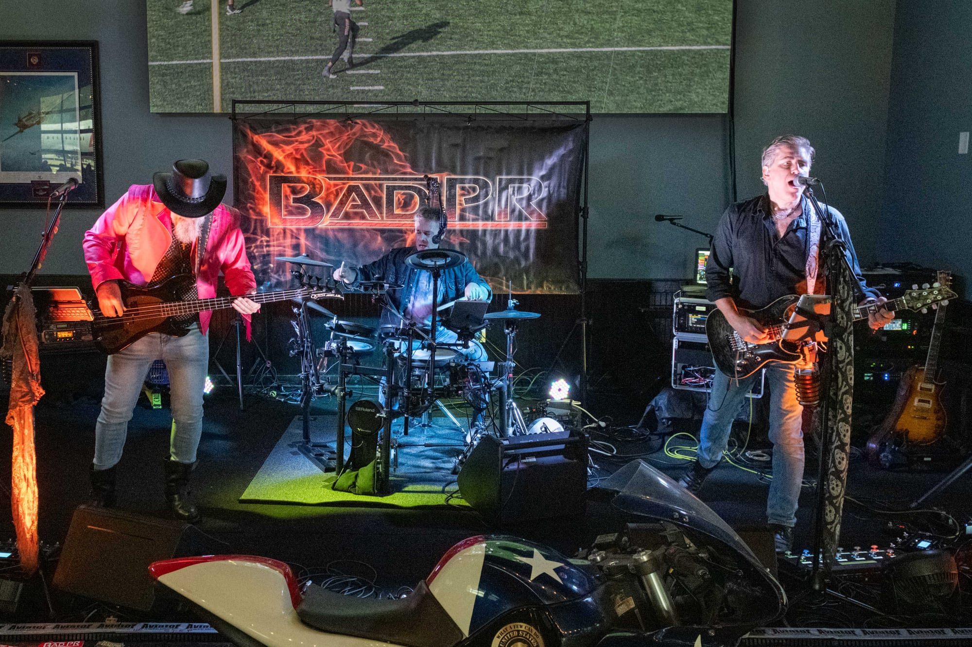 BadPR — Aviator Hanger Bar — photograph 1