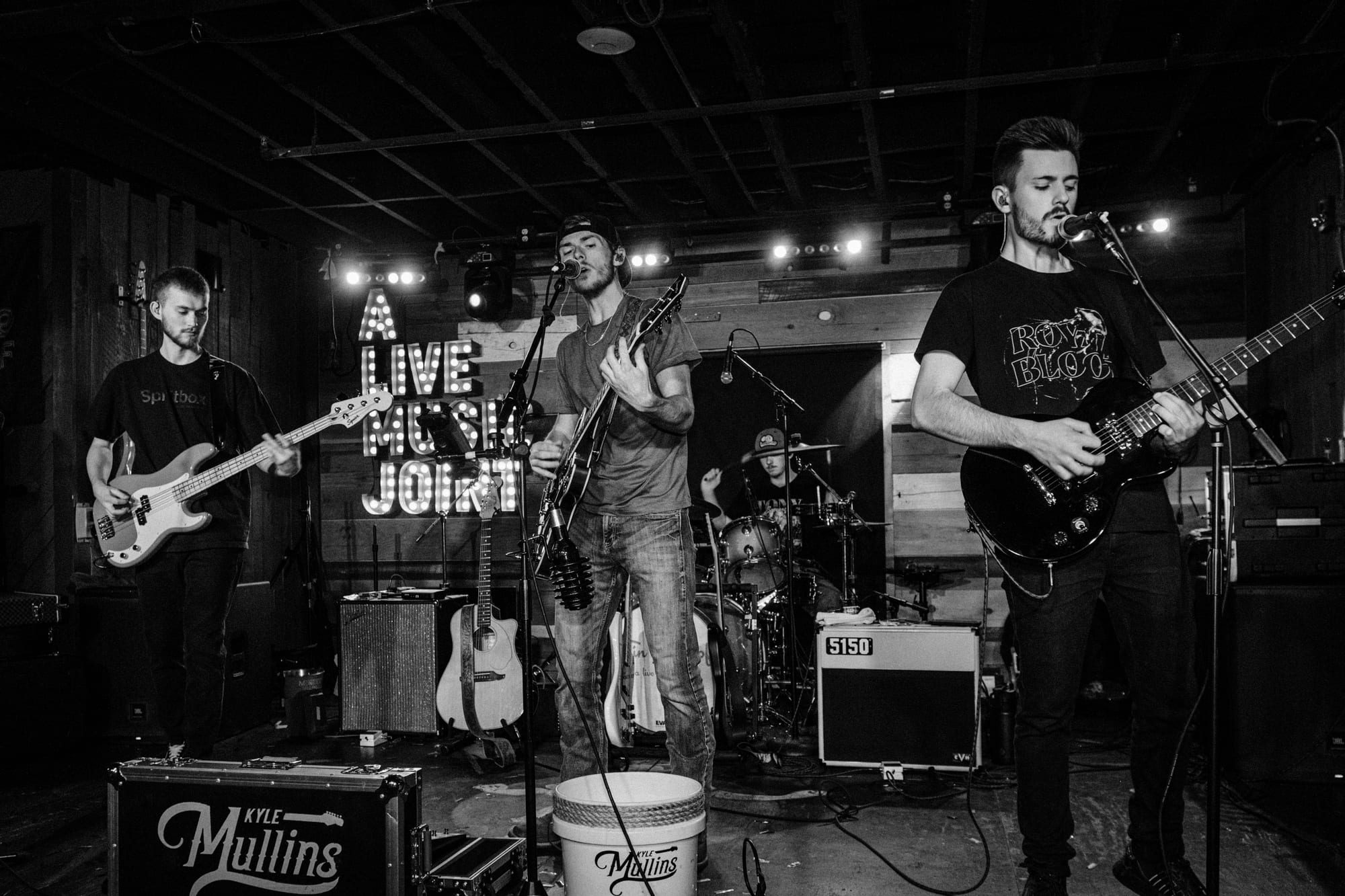 Kyle Mullins — Tin Roof — photograph 15