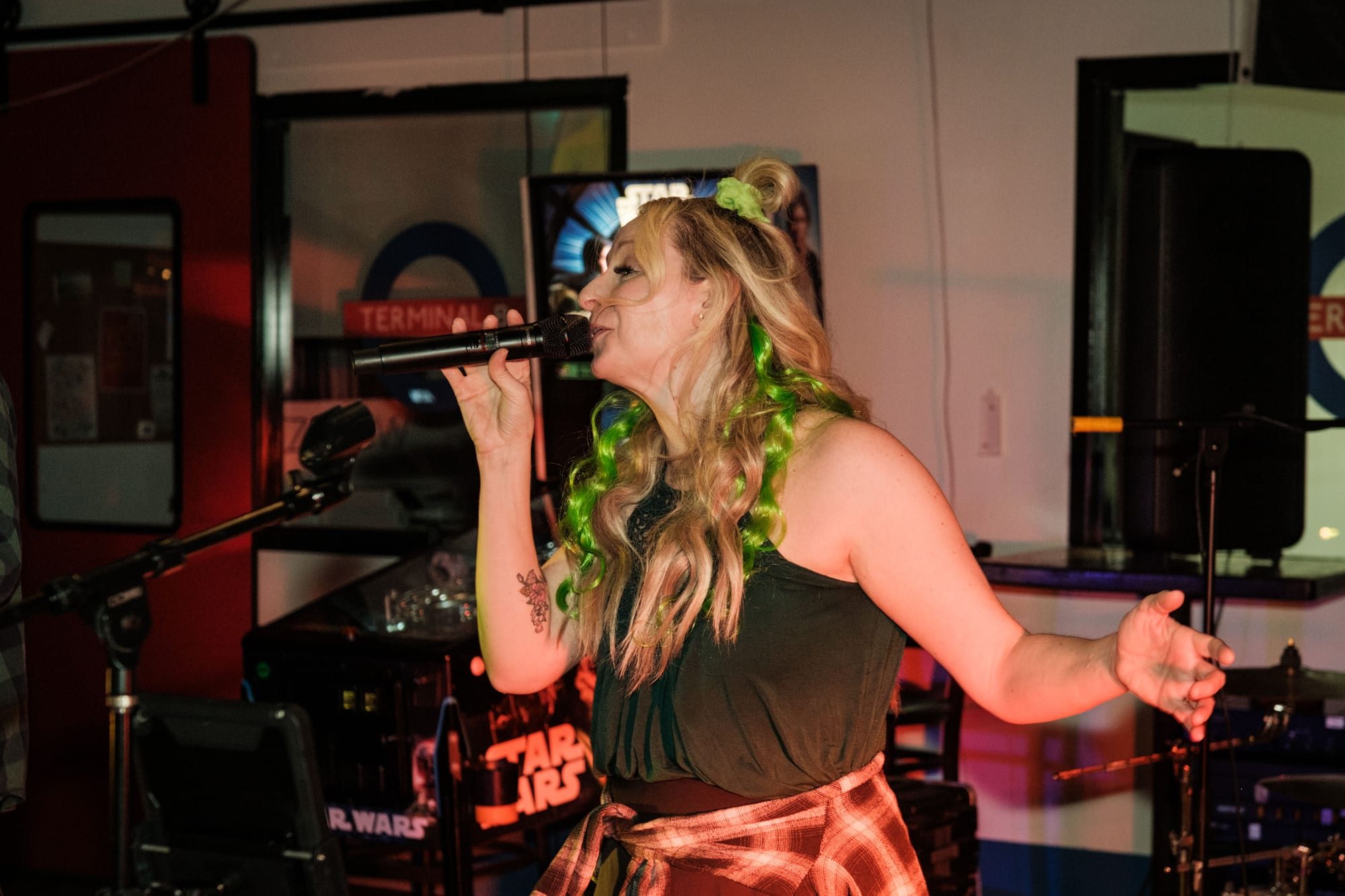 K-Bomb and the Kool Whips — Fortnight — photograph 6