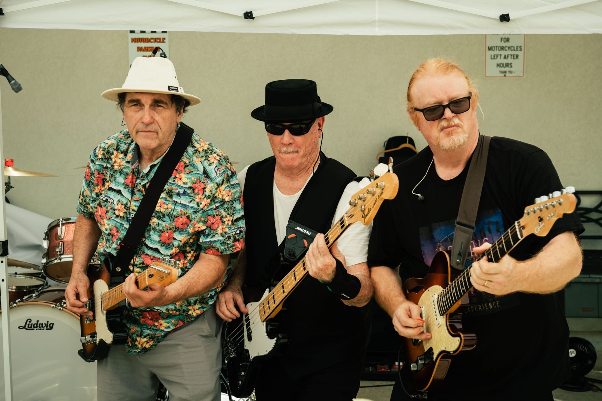 Electric Carnival — Tobacco Road — photograph 9