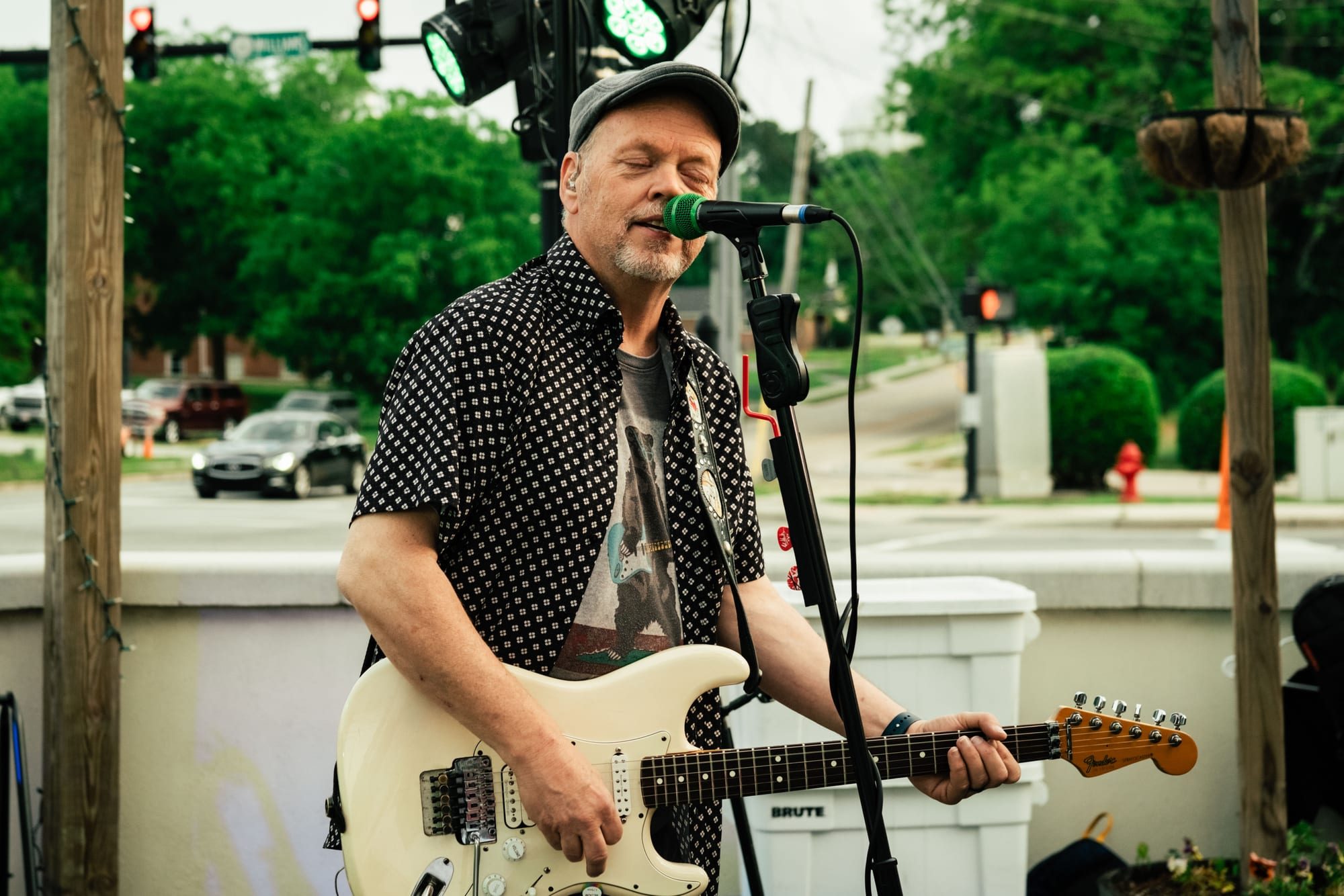 Stone Age Romeos — Tap Station — photograph 5
