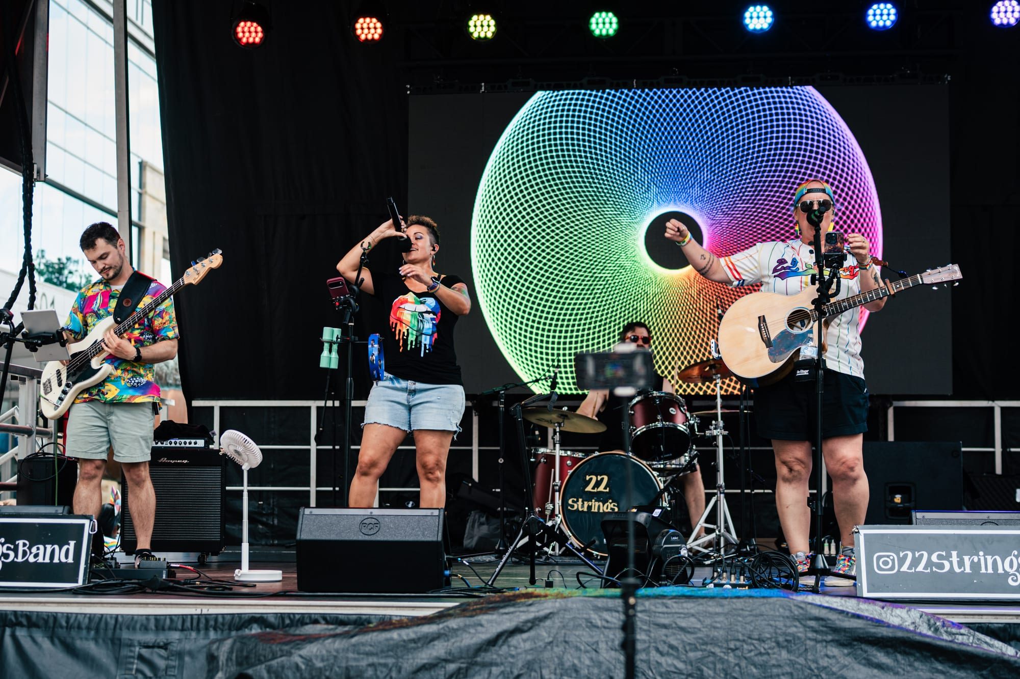22 Strings — Raleigh Pride — photograph 5