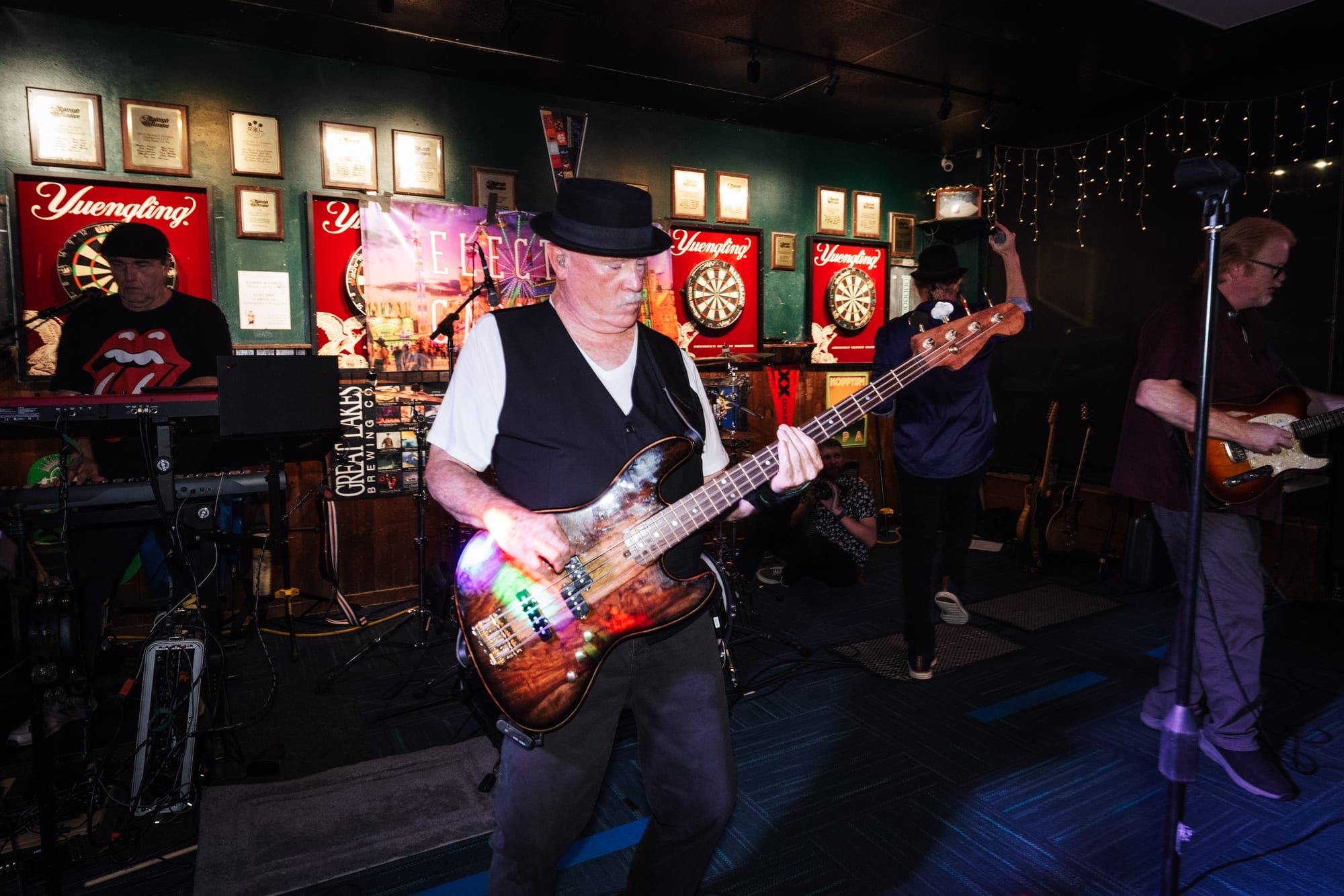 Electric Carnival — Mac's Tavern — photograph 7