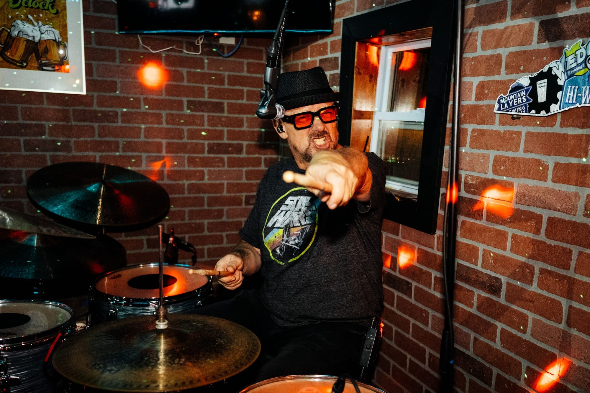 Police and Thieves — Backyard Bar — photograph 8